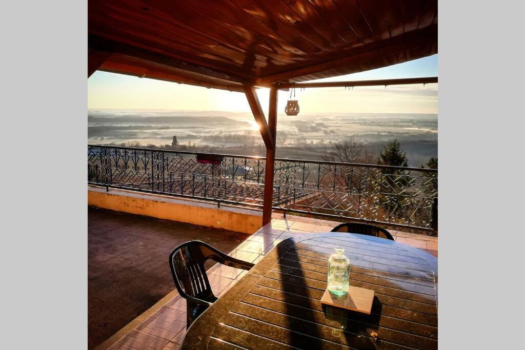 Vue Panoramique Sur Le Vignoble Apartment ซ็องแซร์ ภายนอก รูปภาพ