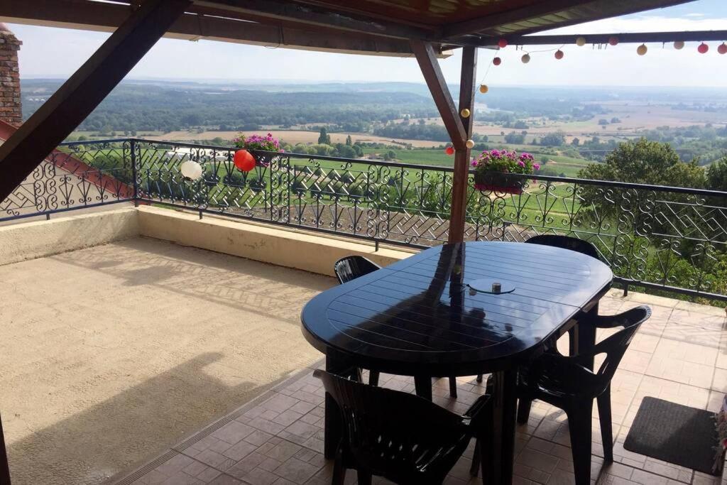 Vue Panoramique Sur Le Vignoble Apartment ซ็องแซร์ ภายนอก รูปภาพ